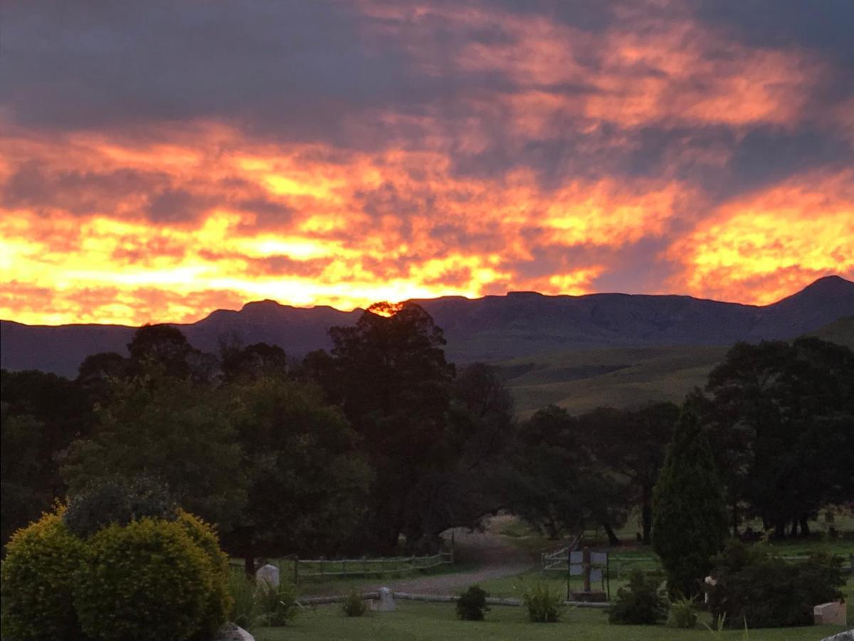 Berghouse And Cottages Langkloof Exterior foto